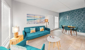 SPI Beach Condo - Beach 1 Block Away